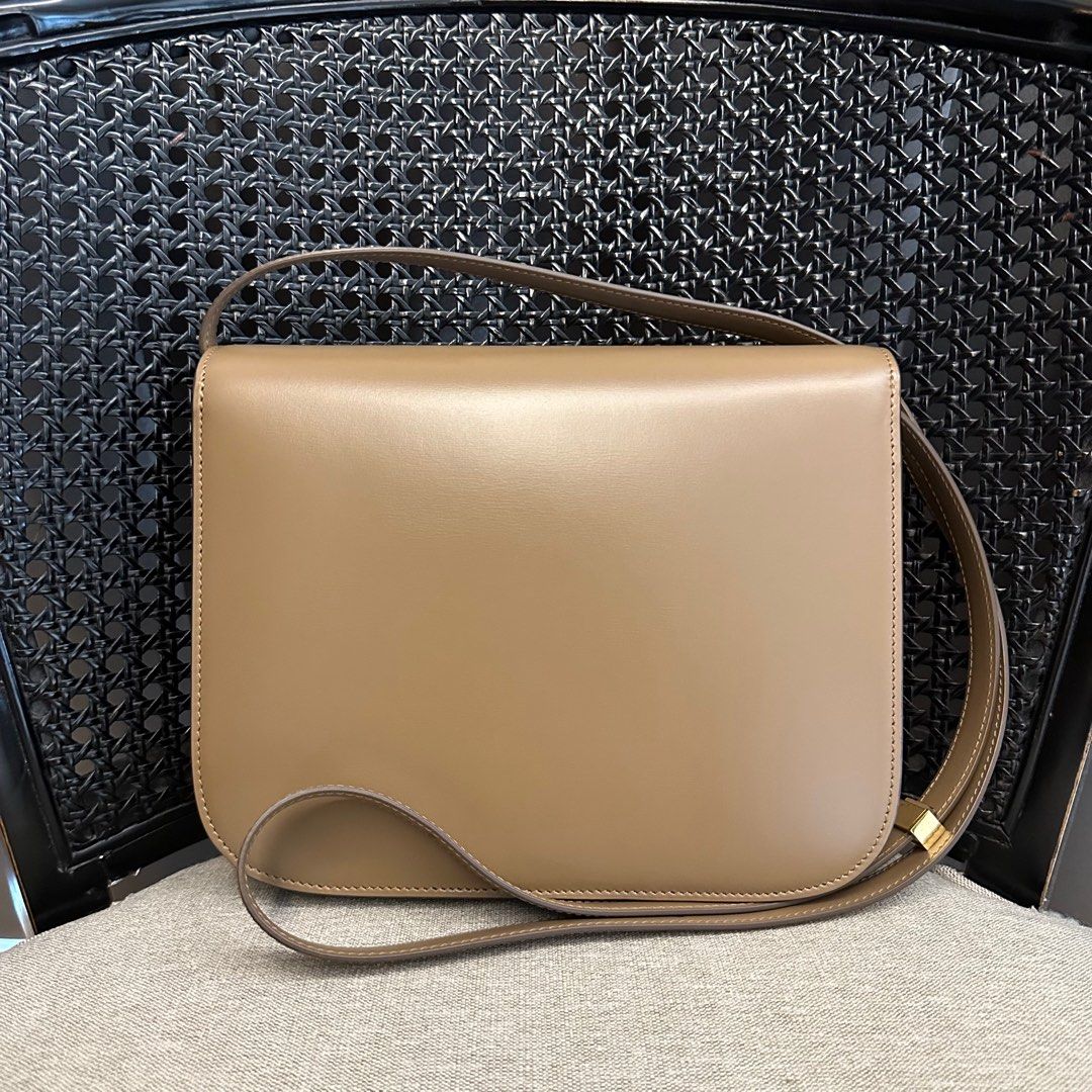 Celine hot sale box caramel