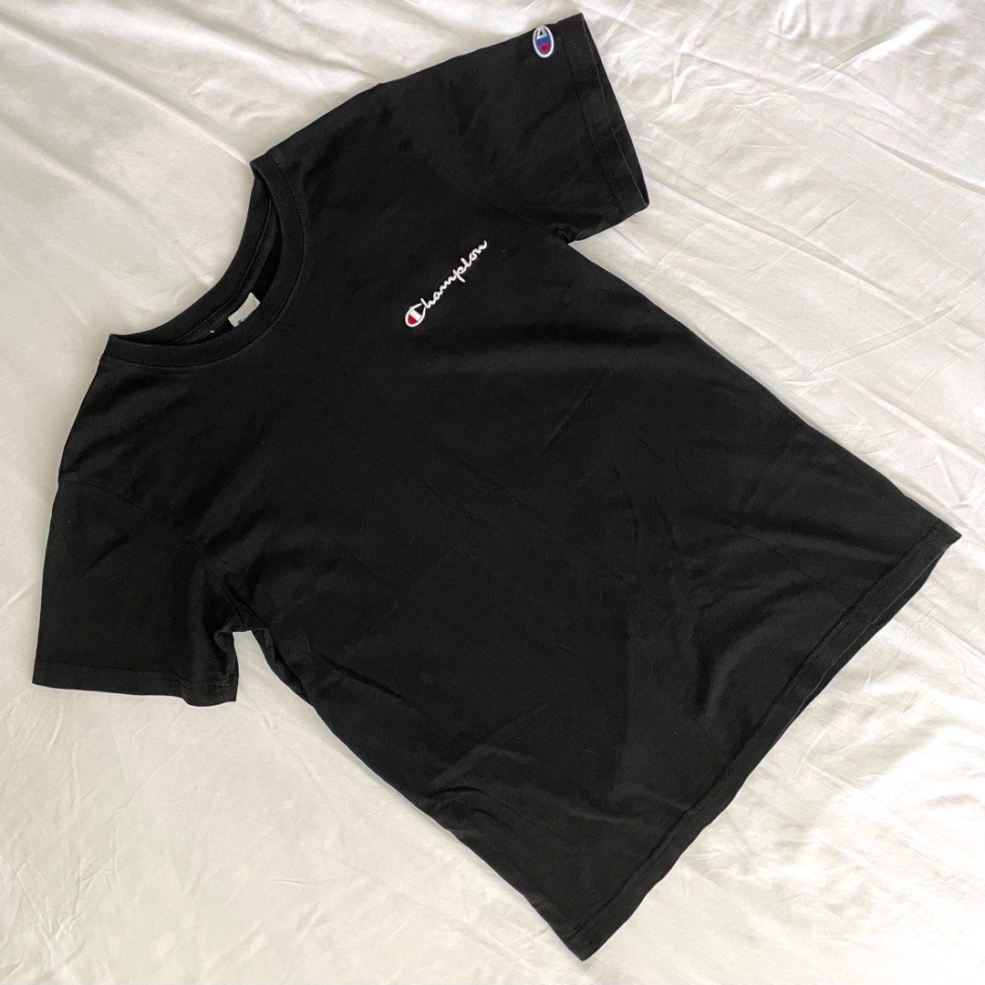 Champion Black T shirt minimal minimalist minimalism casual vintage simple basic modern retro streetwear grunge thrifted fashion graphic top bottom