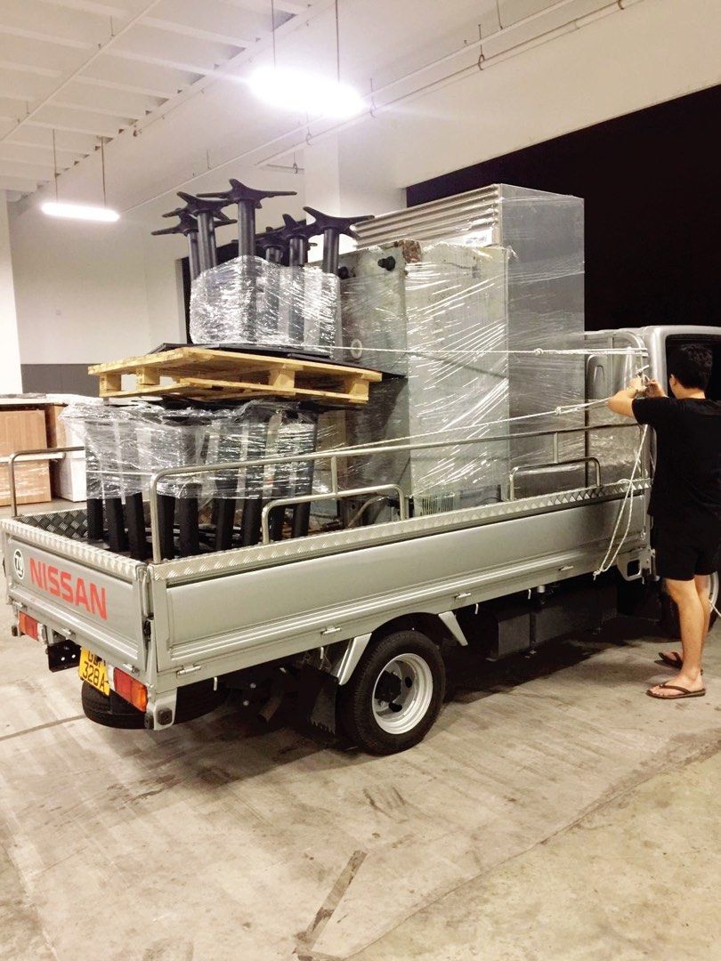 SINGAPORE BEST MOVING SERVICES | URGENT MOVER | TRANSPORT & DELIVERY 24/7 | PIANO SOFA BED FRIDGE CUPBOARD CABINET WASHING VENDING MACHINE MOVER | EVENTS MOVER | DISPOSAL DISMANTLE INSTALLATION SERVICE | LOGISTICS OFFICE MOVER | CORPORATE (Category: Furniture Movers) located in Singapore. Submitted by gigglinglogistics (Listing ID 1250696820, Image 3). Description: 👋 Welcome to Giggling Logistics! With 10 years of experience, we are your trusted