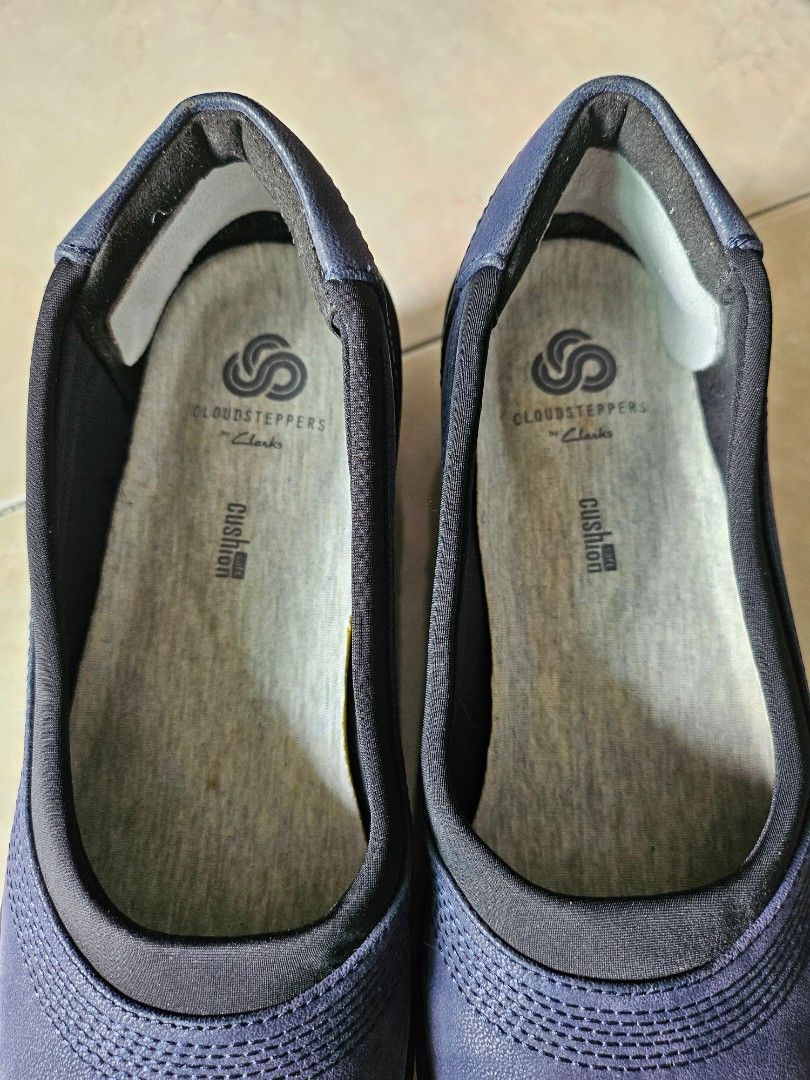 Clarks on sale cloudsteppers flats