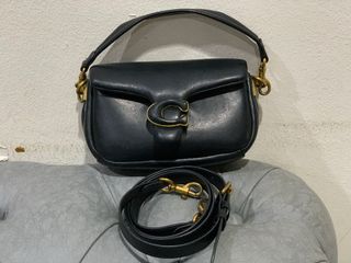(Category: ) located in . Submitted by miqa_preloved (Listing ID 1250685983, Image 1). Description: .
