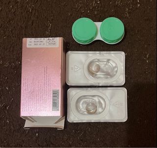 Contact lens no grade w/free lens case