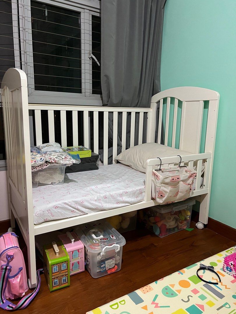 Convertible baby cot, Babies & Kids, Baby Nursery & Kids Furniture ...