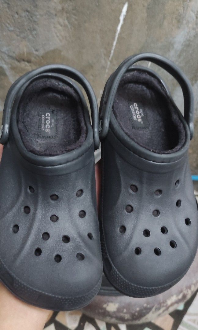 Womens black crocs size 5 on sale