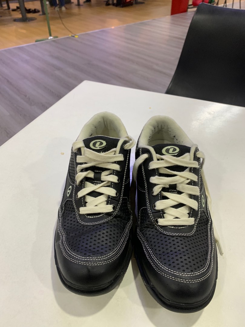 Dexter Bowling Shoes 9uk, Sports Equipment, Sports & Games, Racket