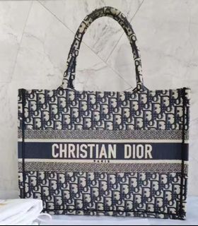 Medium Dior Book Tote Black and White Macro Houndstooth Embroidery (36 x  27.5 x 16.5 cm)