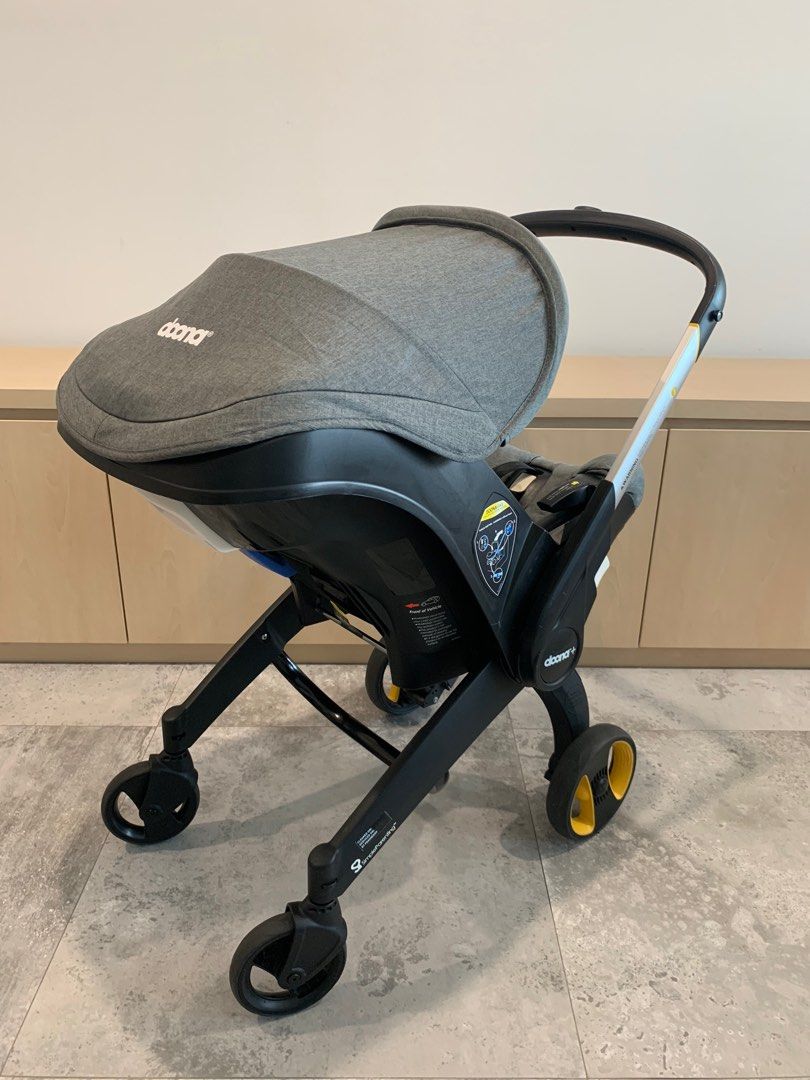 doona + The Next Generation Car Seat Stroller (Storm Grey) Comes with