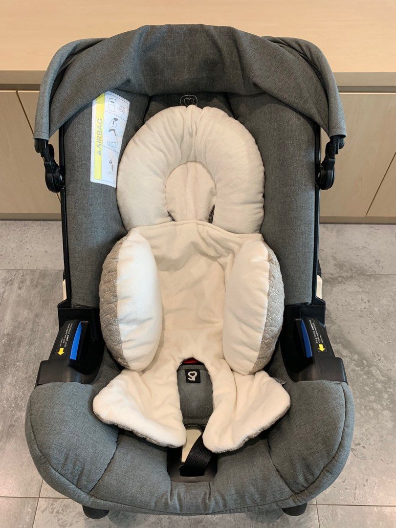 doona + The Next Generation Car Seat Stroller (Storm Grey) Comes with