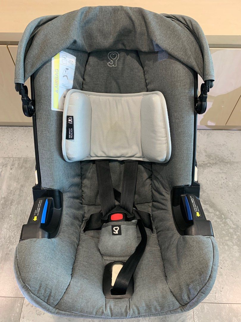 doona + The Next Generation Car Seat Stroller (Storm Grey) Comes with