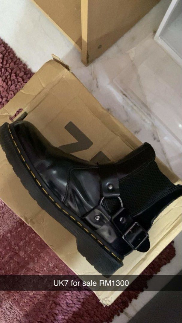 DR. MARTENS WINCOX LEATHER CHELSEA BOOTS Men s Fashion Footwear