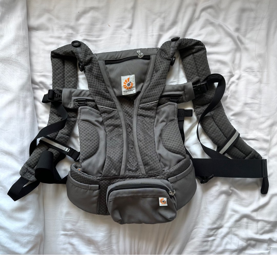 Ergo Baby Omni Breeze Grey, Babies & Kids, Going Out, Carriers
