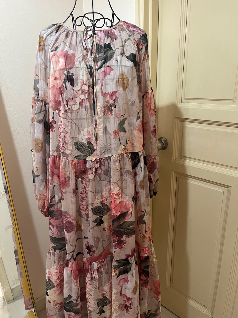 H&m maxi outlet dress floral