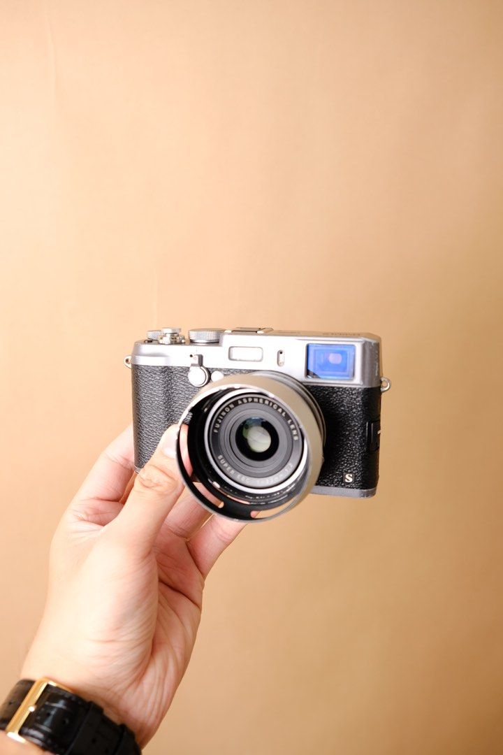 fuji s100fs camera