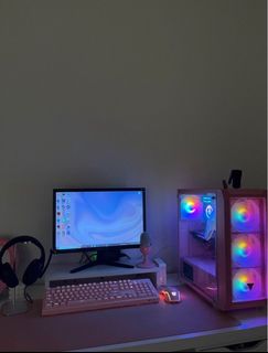 (Category: ) located in . Submitted by prelovedclozet_ (Listing ID 1250595729, Image 1). Description: .