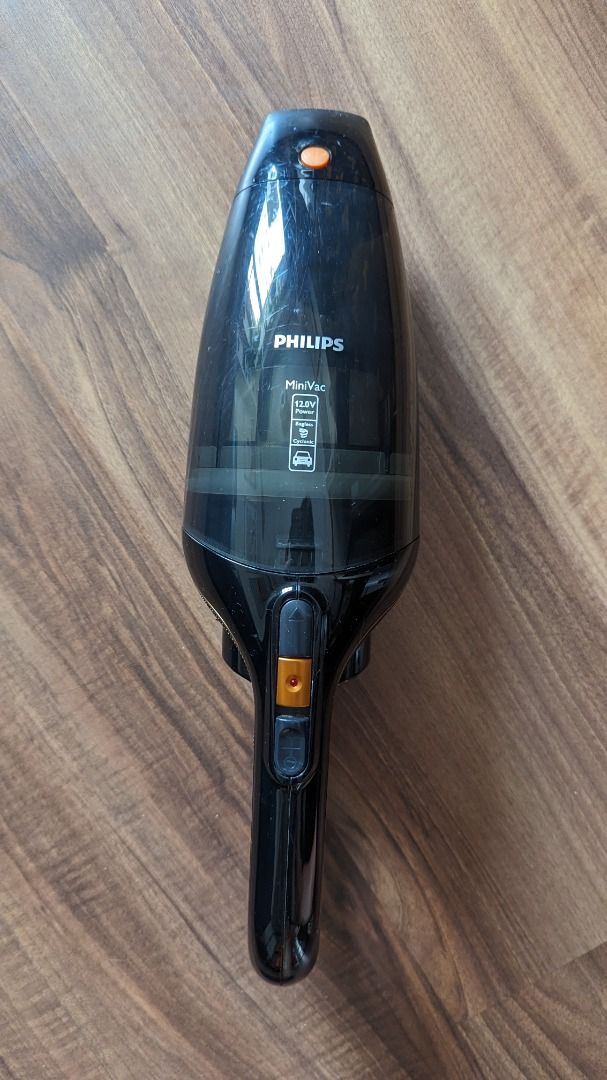 Handheld Philips Minivac vacuum 12 V power / bagless/ with all