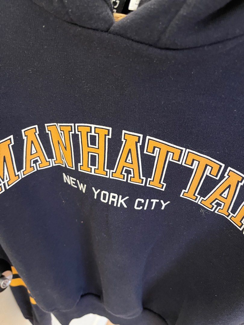 H&m manhattan 2025 hoodie
