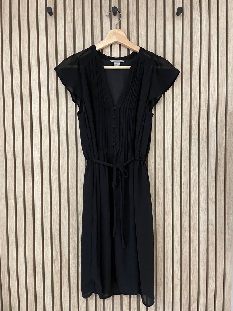 H M Pintuck Flutter Sleeve Tie Waist Black Chiffon Dress Women s