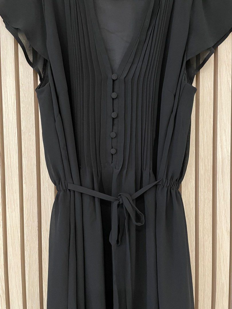 H M Pintuck Flutter Sleeve Tie Waist Black Chiffon Dress Women s