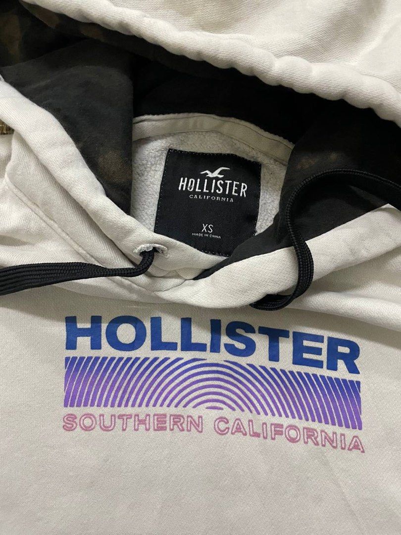 HOLLISTER HOODIE, Men's Fashion, Tops & Sets, Hoodies on Carousell