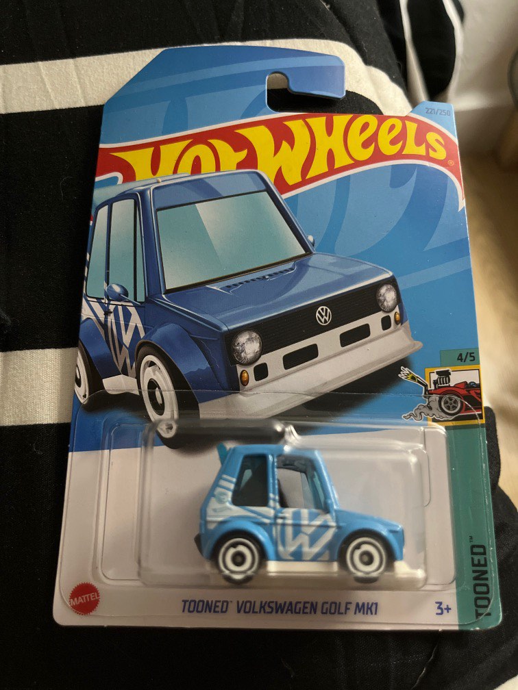 Hot wheels Tooned Volkswagen Golf MK1 Regular Treasure Hunt RTH