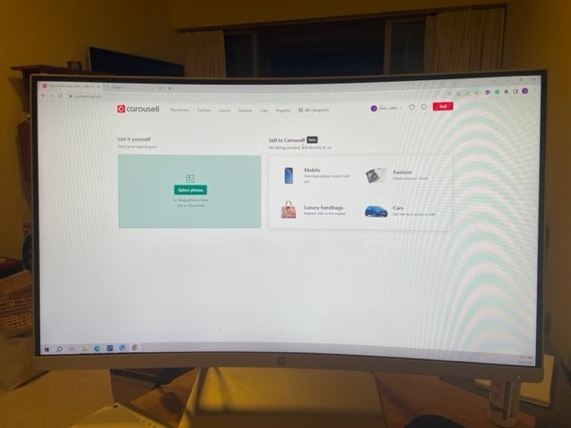 HP Monitor 27" Curved Screen, Computers & Tech, Desktops on Carousell