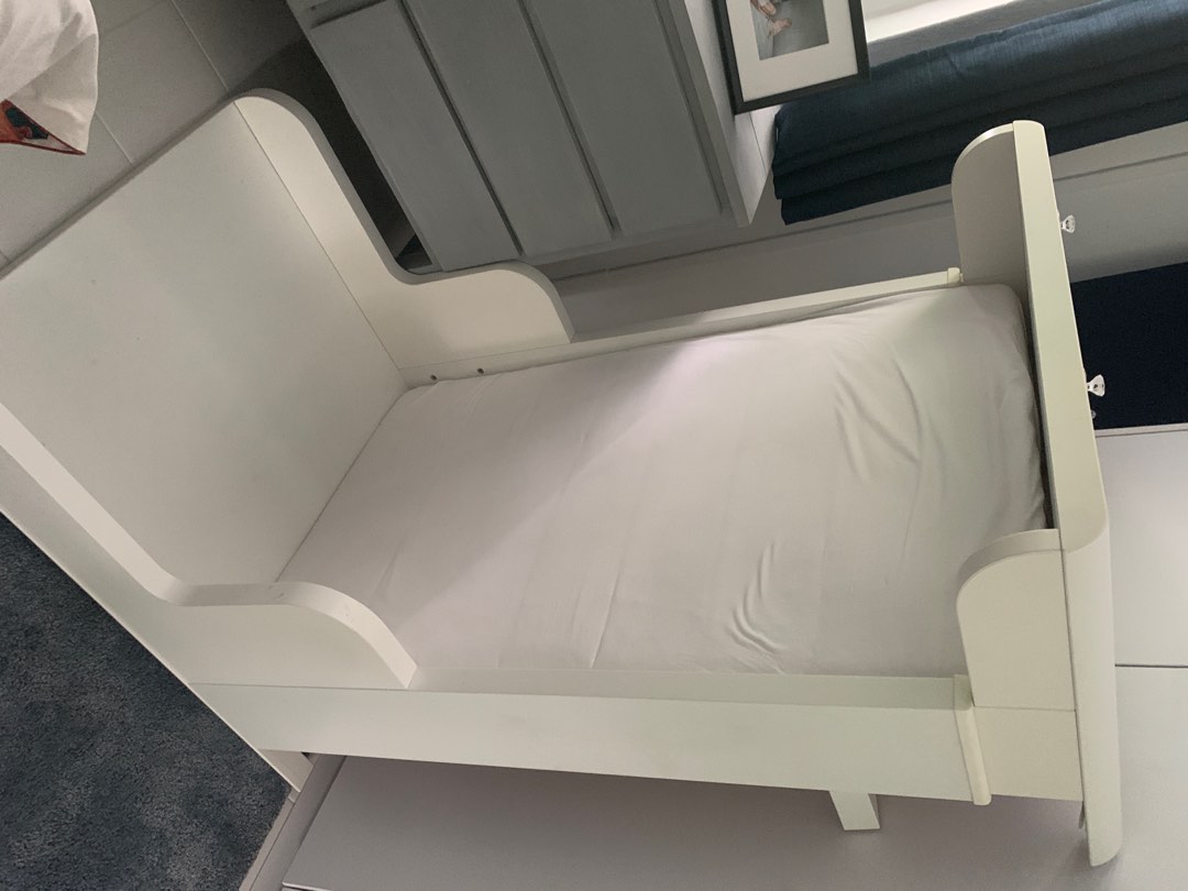 Ikea extendable toddler bed great condition, Babies & Kids, Baby