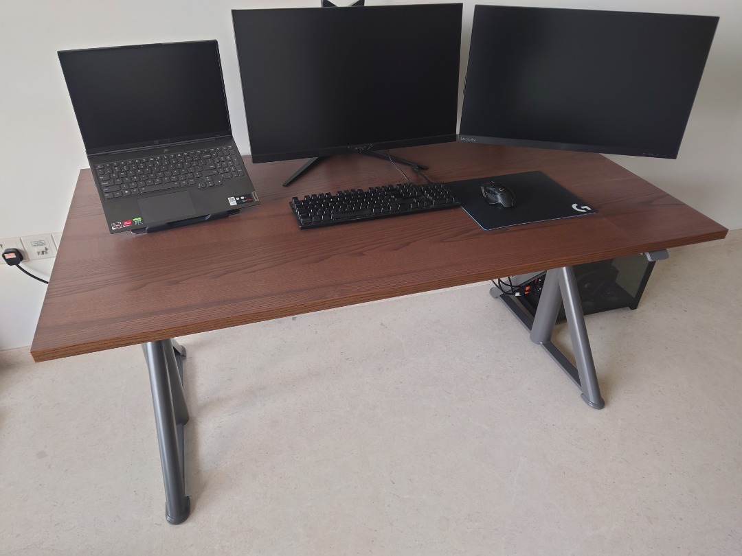 Ikea stand/sit desk IDASEN 160x80, Furniture & Home Living, Furniture