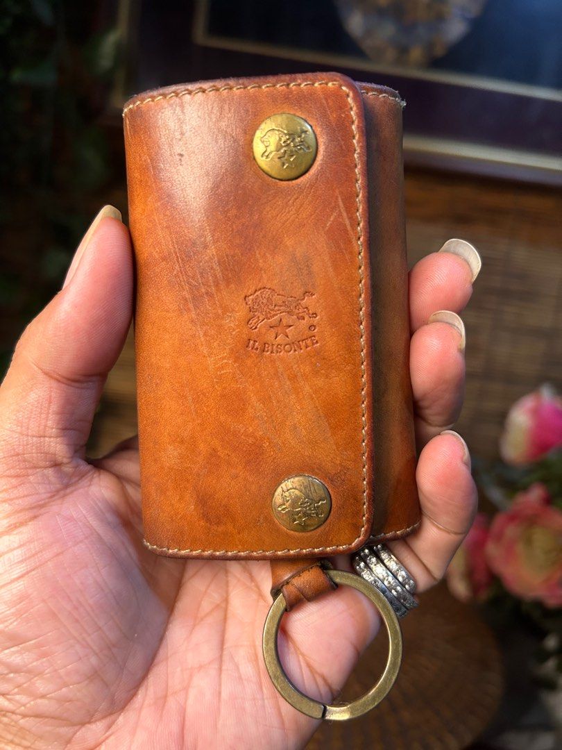 IL BISONTE Vintage key holder wallet, Luxury, Bags & Wallets on