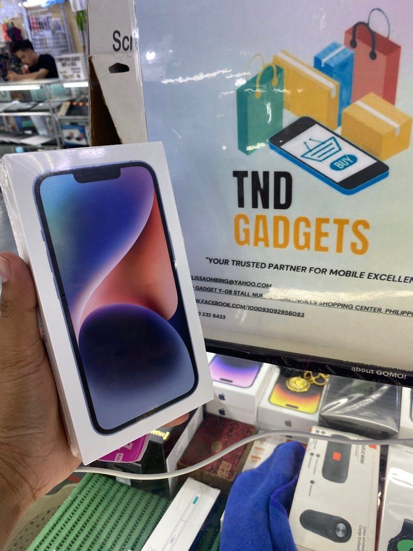 Iphone 14 128g Brand new (Category: iPhone 14 Series) located in Pasig City. Submitted by melissaomb01623 (Listing ID 1250617717, Image 2). Description: Iphone 14 128gb Brand new sealed ntc variant 1 year warranty pick up store in greenhills shopping center we do cod in metro manila and near provinces just add sf only..