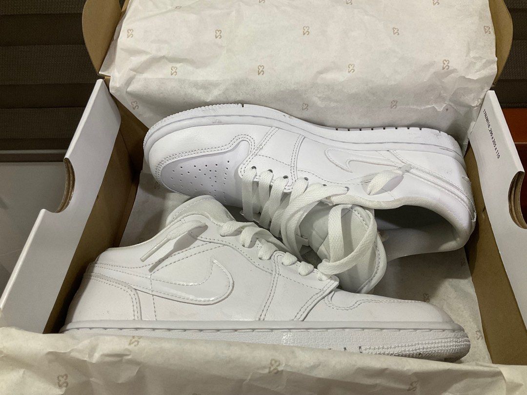 triple white jordans 1