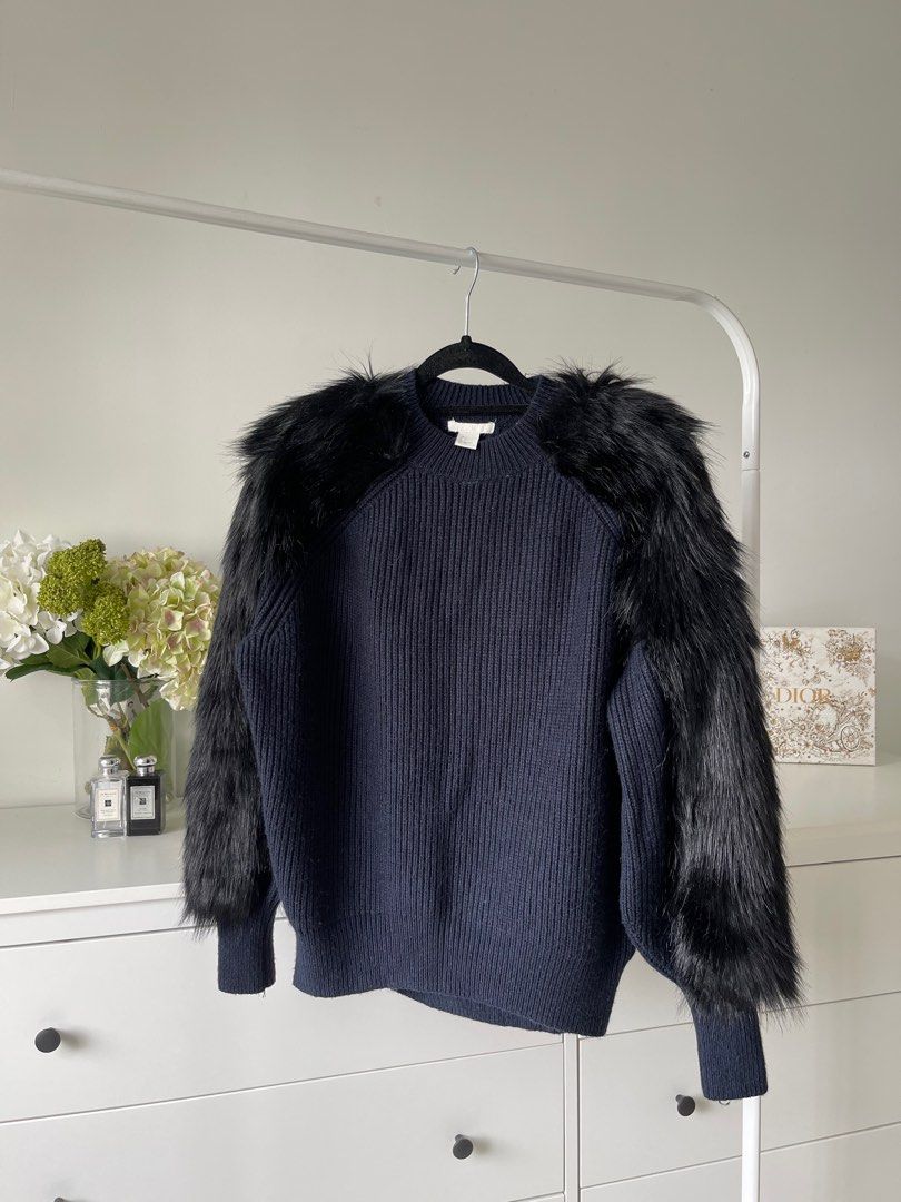 Knitwear sweater with faux fur sleeve Women s Fashion Coats