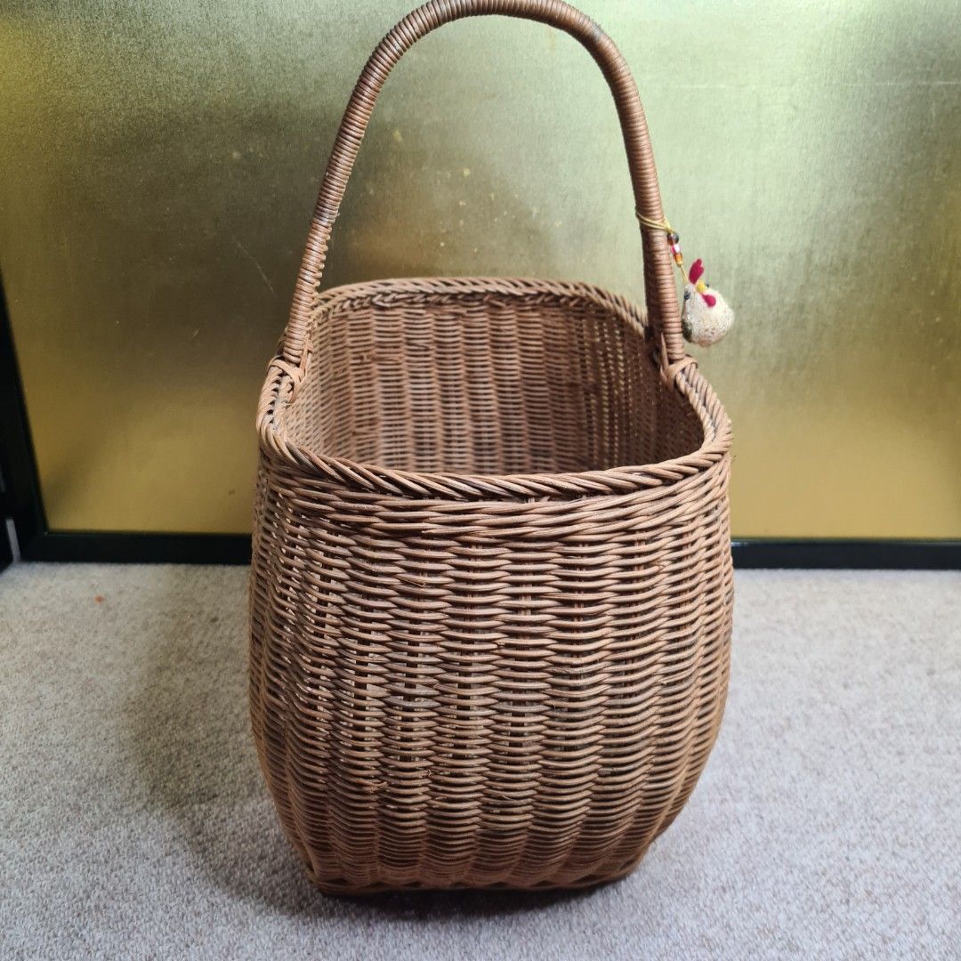 LARGE NATIVE MULTIPURPOSE RATTAN BASKET/PICNIC BASKET on Carousell