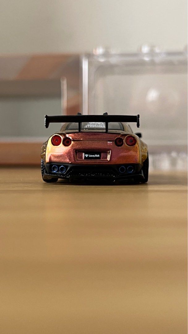 Mini GT - LB Works Nissan GT-R R35 Type I - Magic Bronze, Hong