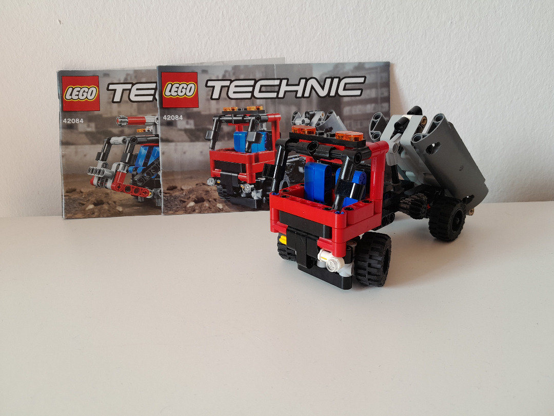 Lego technic hook loader 2025 42084