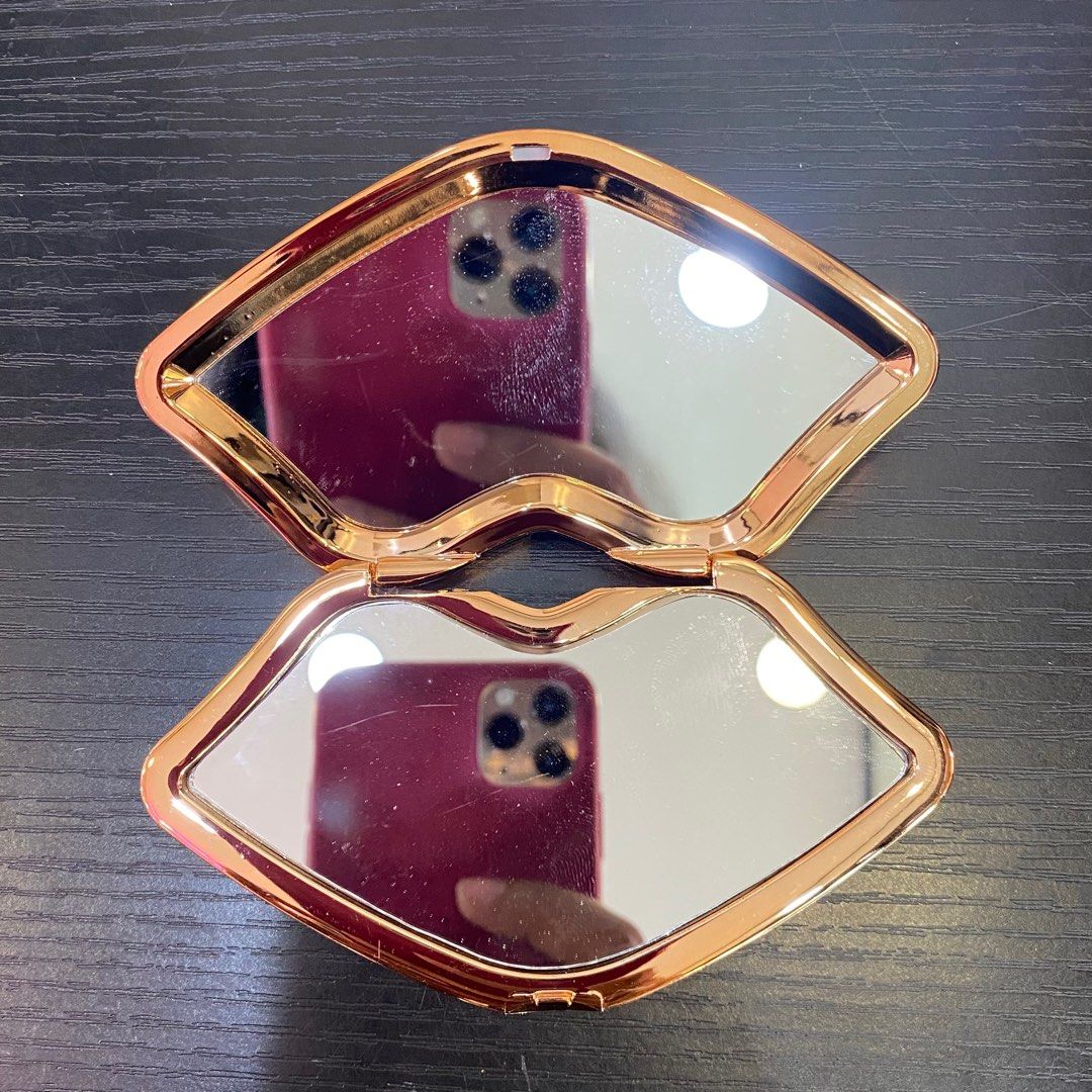 Lips Design Foldable Pocket Mirror 60338242 (Category: Mirrors) located in Paranaque City. Submitted by gladkingphilippines (Listing ID 1250664764, Image 2). Description: .