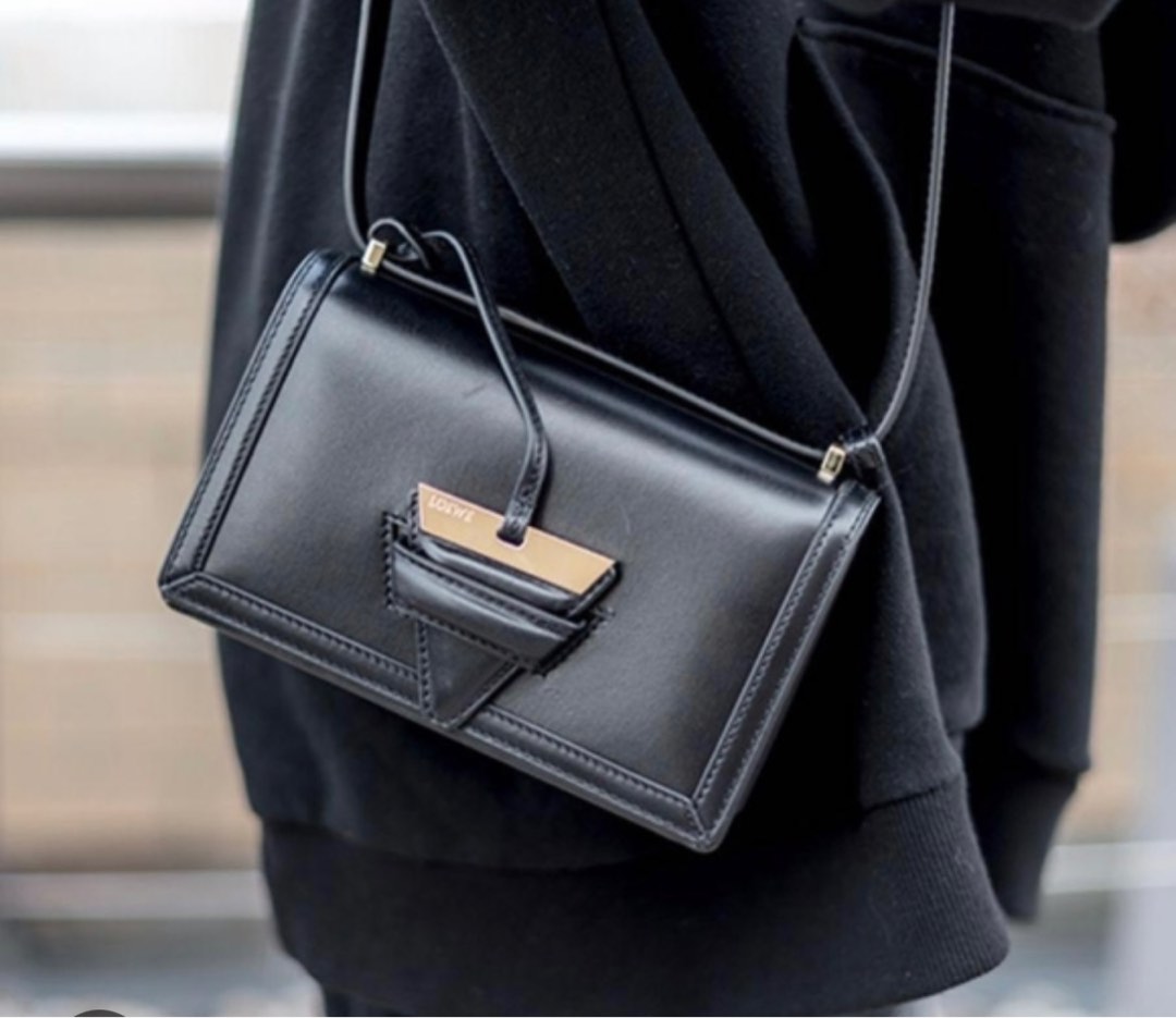 Loewe barcelona hotsell bag small