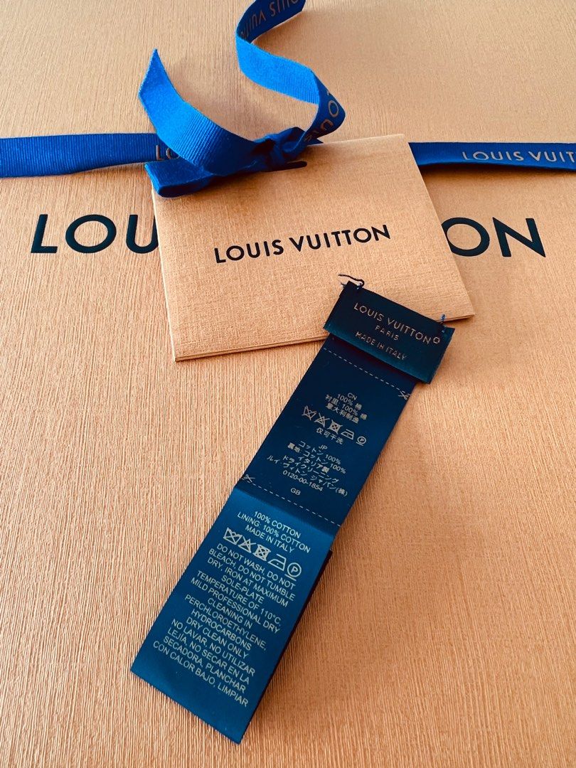 Louis Vuitton Monogram Essential Bucket Hat Blue Cotton. Size 58