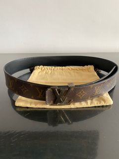 Louis Vuitton LV Tie The Knot 30mm Reversible Belt Black + Calf Leather. Size 65 cm