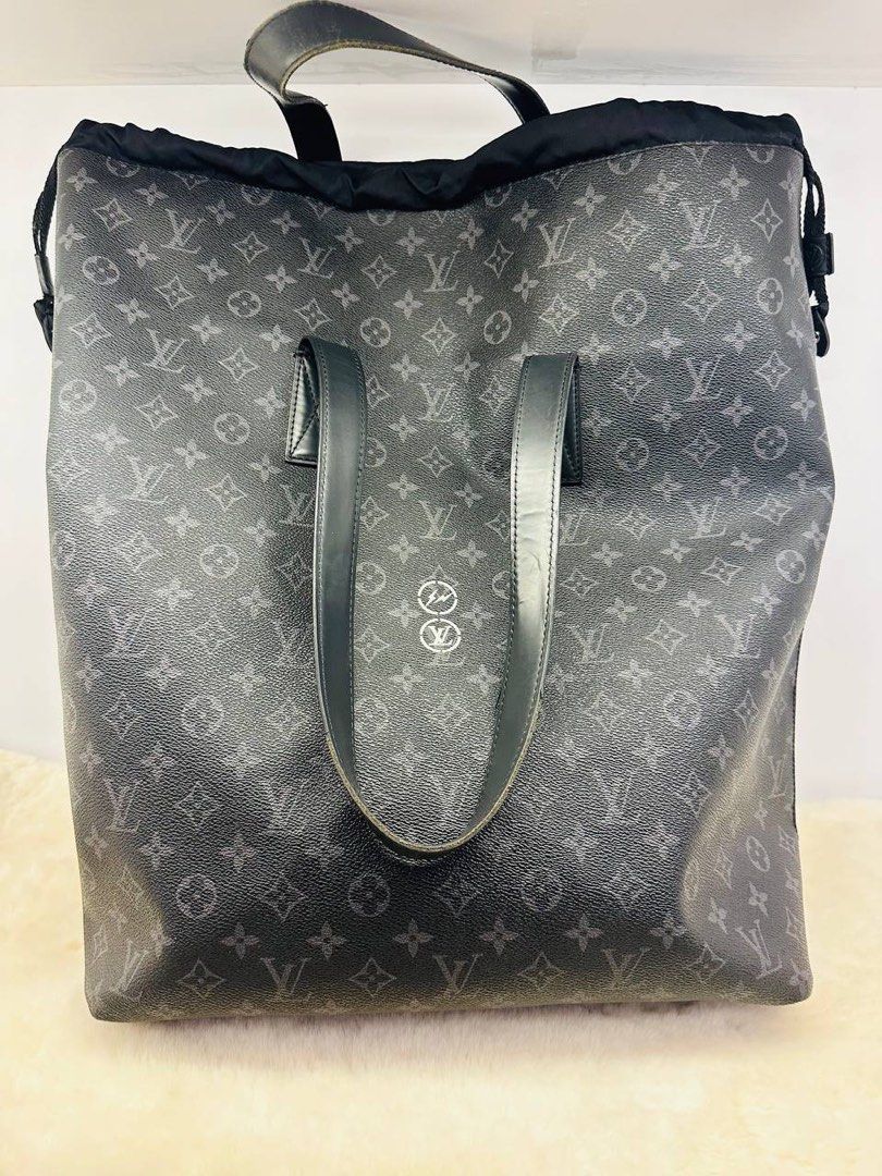 Louis Vuitton Black x Fragment Monogram Eclipse Tote Bag Leather  ref.1035976 - Joli Closet