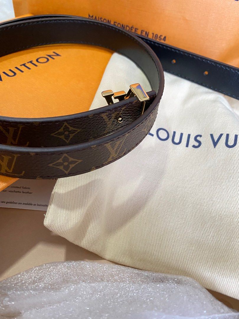 Louis Vuitton LV Iconic 25 mm Reversible Belt Brown + Calf Leather. Size 95 cm