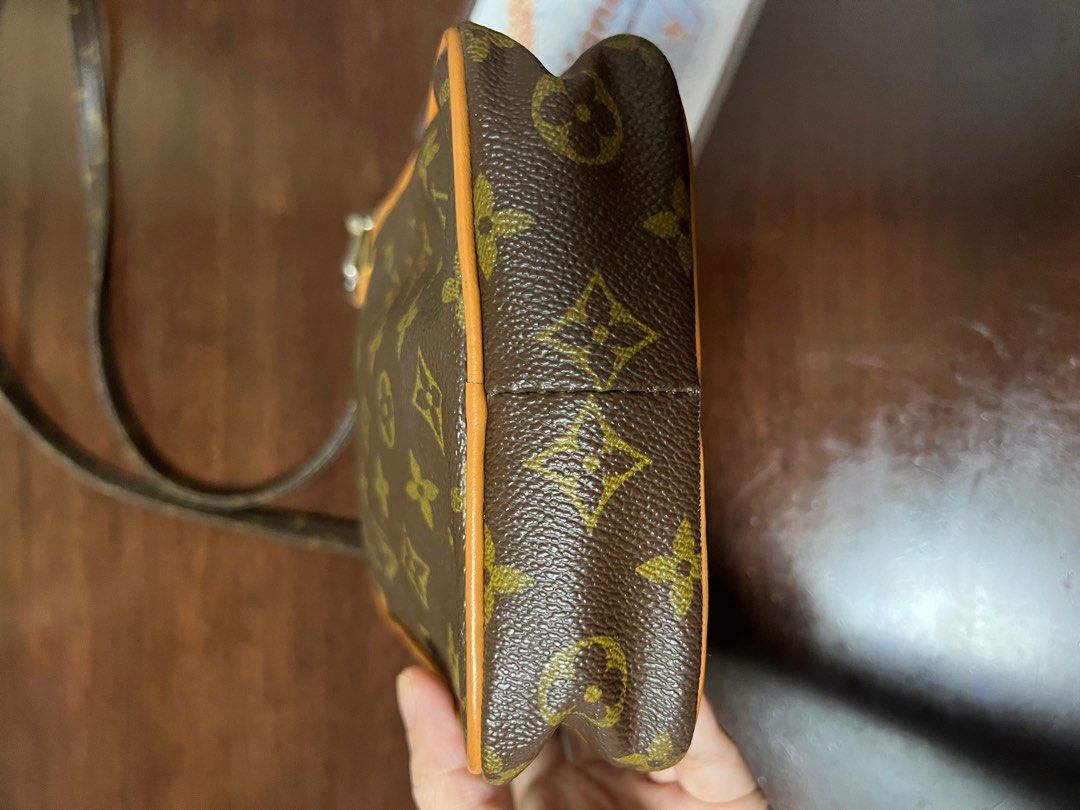 Louis Vuitton 2006 Pre-owned Danube Crossbody Bag