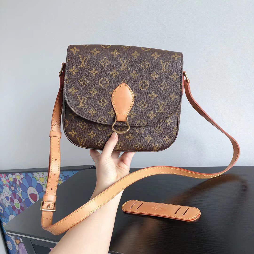 LV phone Sling Bag, Women's Fashion, Bags & Wallets, Cross-body Bags on  Carousell