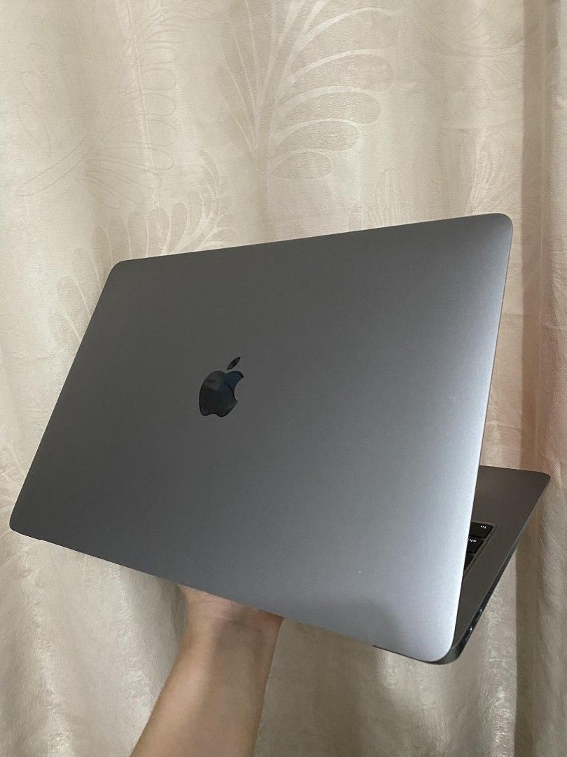 MacBook Pro 13inch 2019 SSD256GB - タブレット