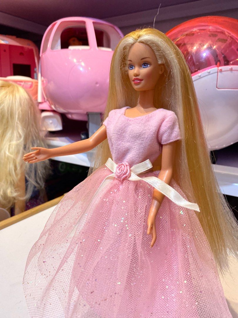 Mattel Barbie Doll Fashion Avenue Pink Ball Dress, Hobbies & Toys, Toys & Games on Carousell Mattel Barbie Doll Fashion Avenue Pink Ball Dress, Hobbies & Toys, Toys & Games on Carousell