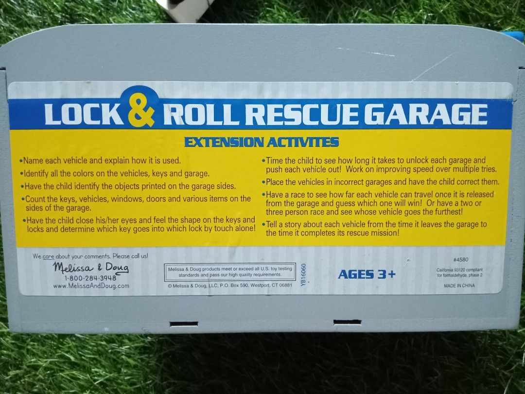 Melissa & doug lock top and roll rescue garage