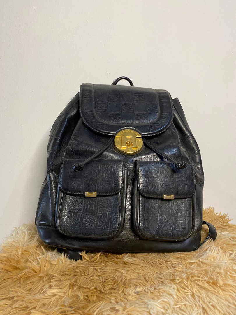 Metrocity Leather Backpack, Luxury, Bags & Wallets on Carousell
