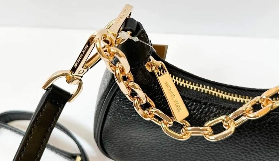 Michael Kors Cora Mini Zip Pouchette in Signature Light Cream, Luxury, Bags  & Wallets on Carousell