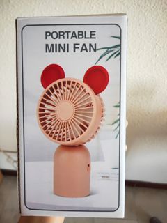 Sanrio x Miniso - Mini Portable Rechargeable Hand Fan