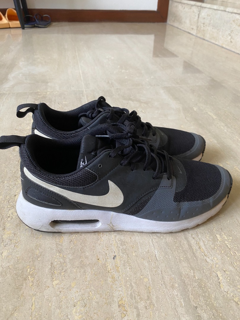 Nike Max Vision, Men's Fashion, Footwear, Sneakers on Carousell