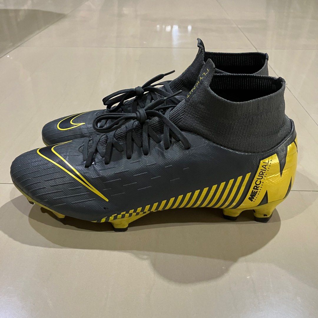 Nike Mercurial Superfly 6 Pro, Olah Raga, Perlengkapan Olahraga Lainnya di  Carousell